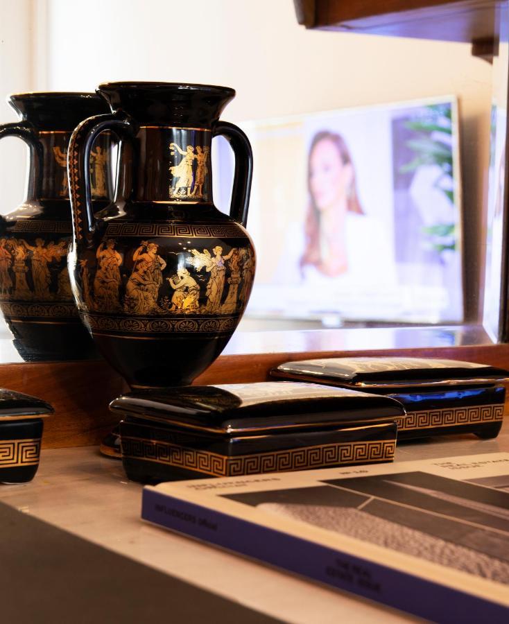 Exis Suite Athens Ngoại thất bức ảnh
